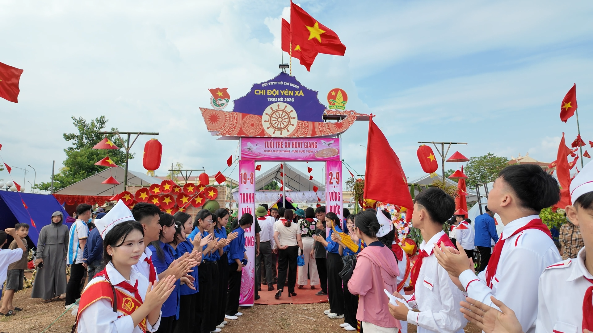 Anh-tin-bai
